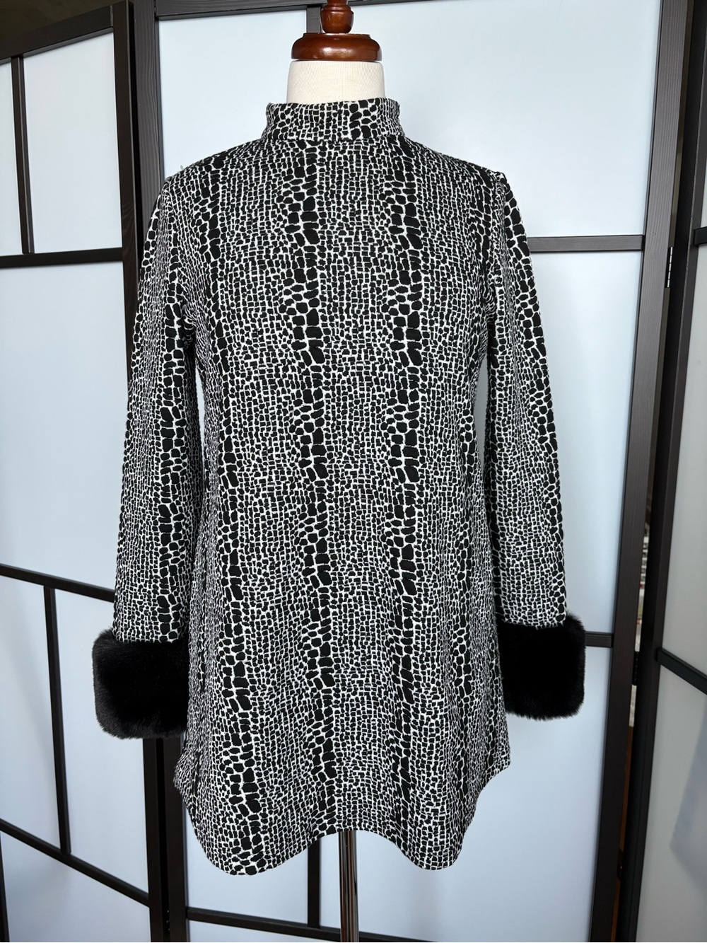 Tyler Böe Chelsey Snakeskin Tunic Mini Dress Faux Fur Cuffs XS